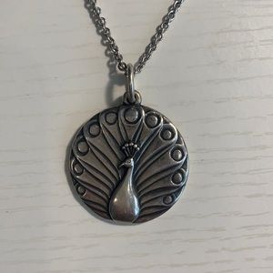 Peacock Hames Avery necklace